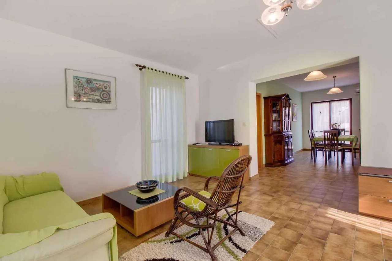 Apartment In Mali Losinj 35205 Croatia